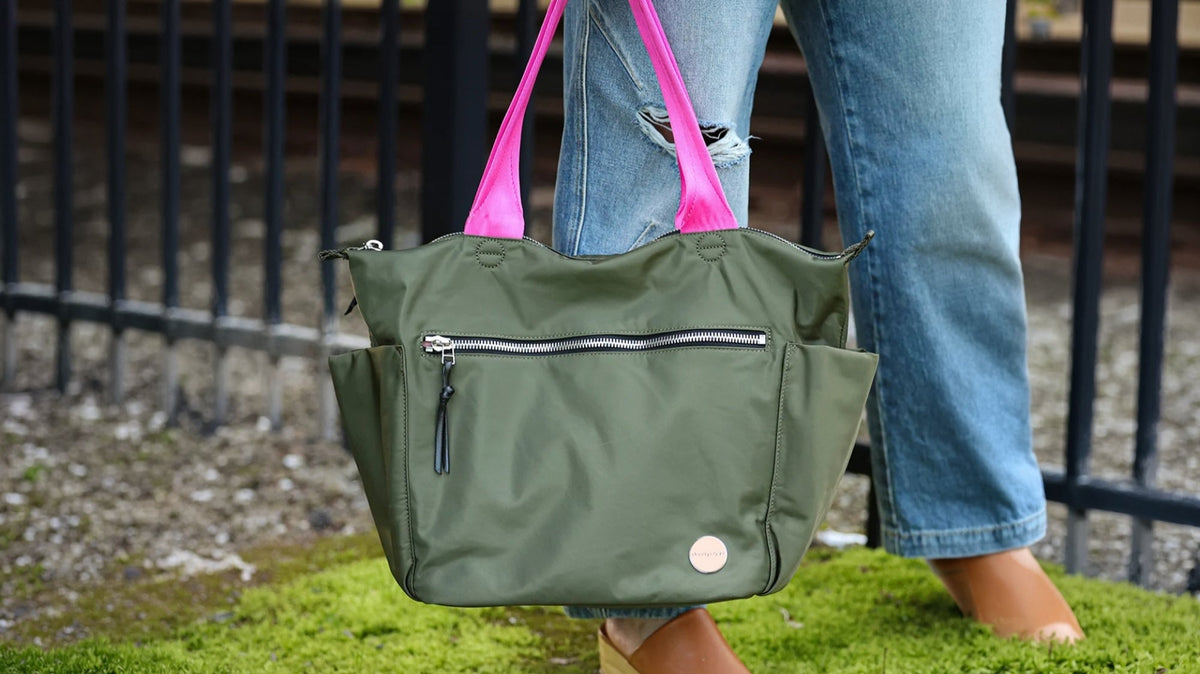 Travel Tote Bags for Women: Features to Look for Before You Buy