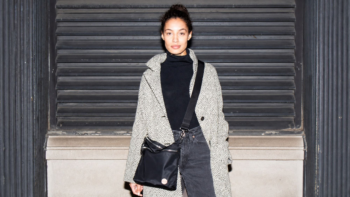 The Best Crossbody Bag for Fall Travel (Hands-Free, Organized, Lightweight)