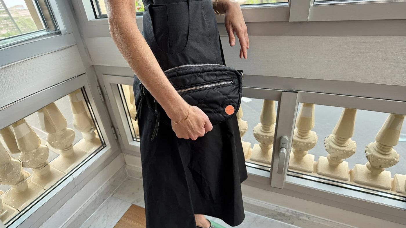 What Color Purse Goes With Everything? How to Choose the Most Versatile Handbag