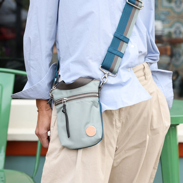 which slate/teal handbag will it be?