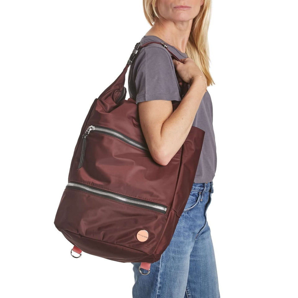 a large, chic backpack | light and organized | shortyLOVE