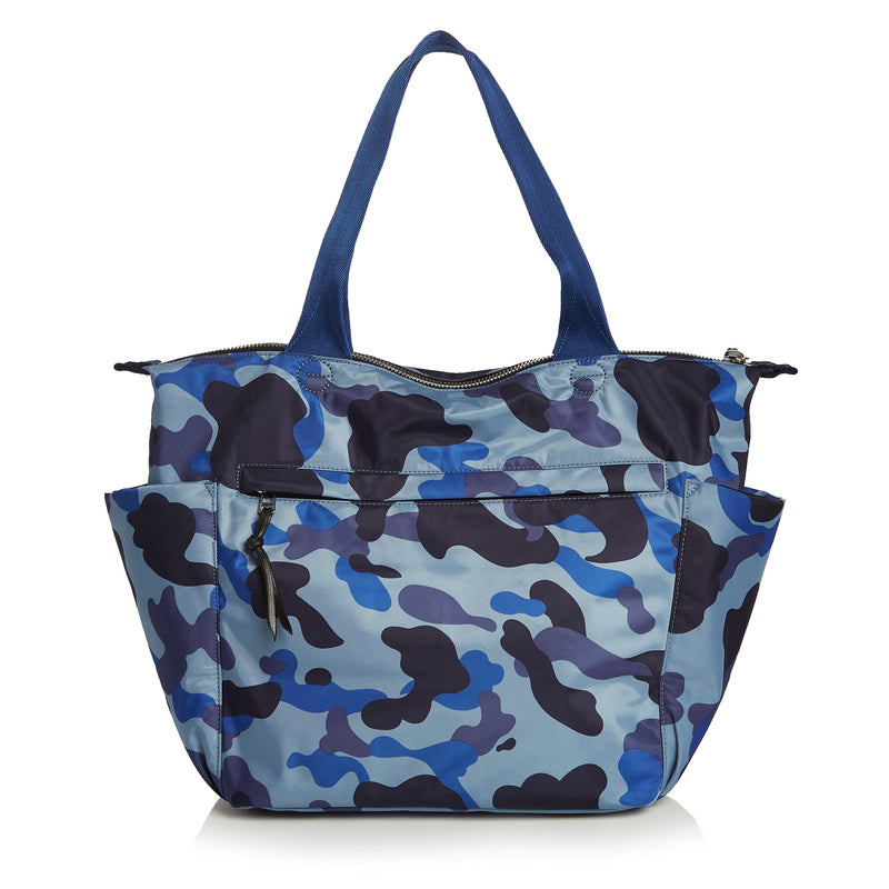 shortyLOVE tillie tote bag in blue camo; back view against white background.
