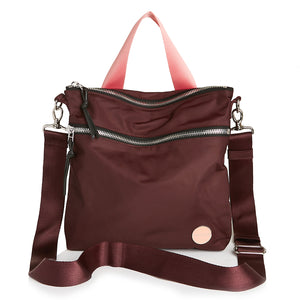 shortyLOVE amuse medium sized crossbody bag in burgundy; front view against white background.