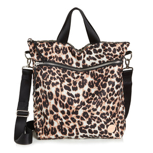 shortyLOVE wonder large crossbody/messenger bag in leopard; front view against white background.