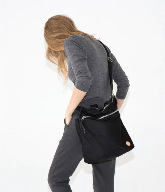 which black handbag will it be?