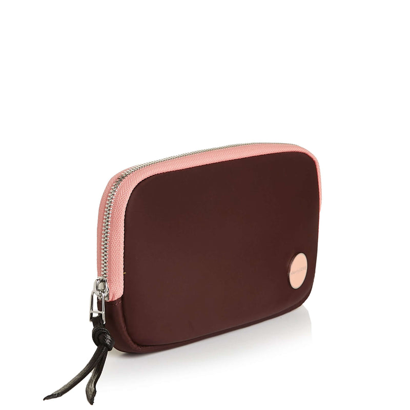 shortyLOVE jetty clutch/wallet in burgundy; side angle view against white background.