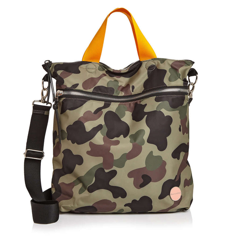 shortyLOVE wonder large crossbody/messenger bag in green camo; front view against white background.